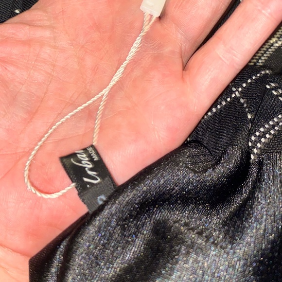 Urban Co Co pleated plaid schoolgirl skirt. - Picture 2 of 3